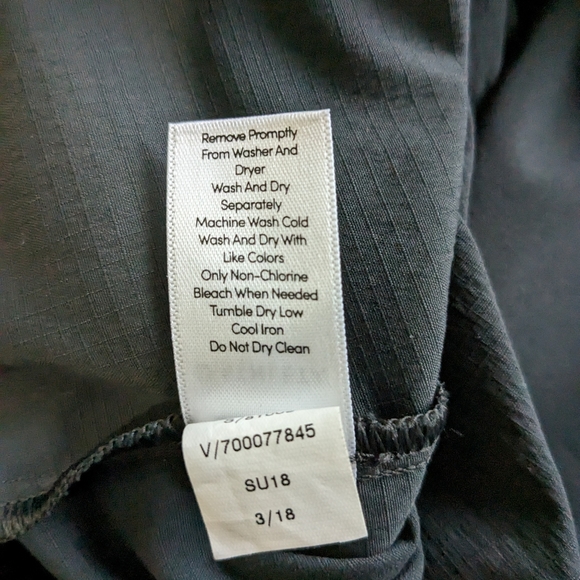 Athleta Trekki crop pants - Picture 2 of 6